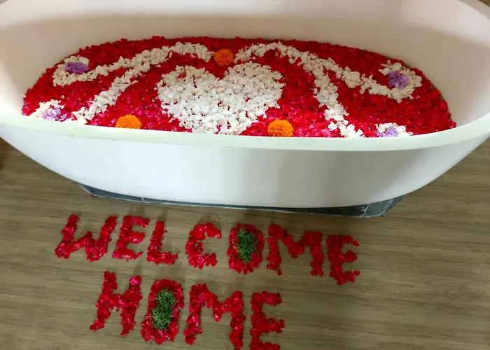 Sunya Giri & Retreat Lodge